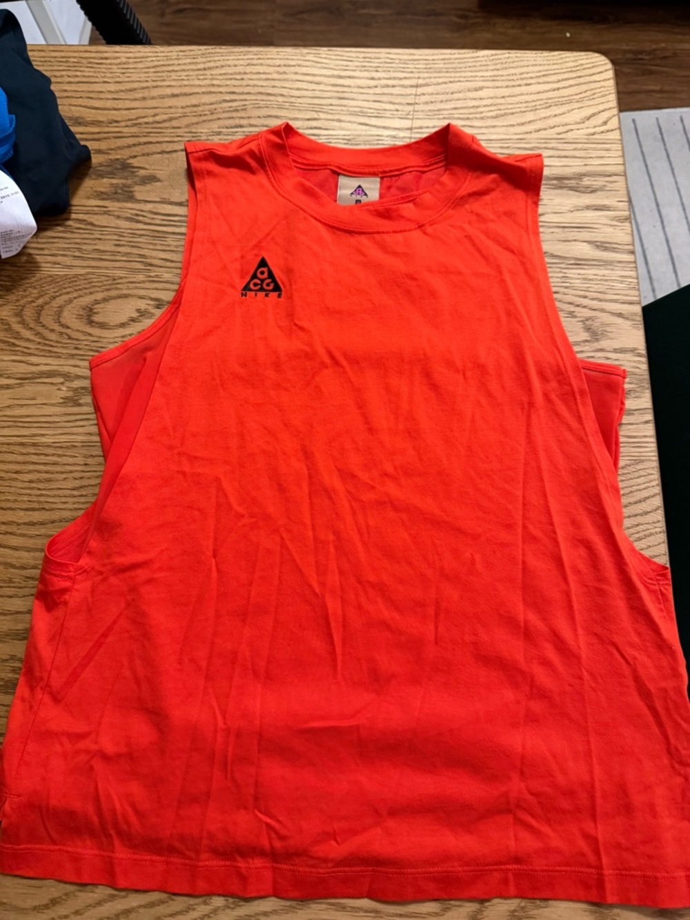 Nike ACG Orange Sleeveless Muscle Tank Top Shirt with Mesh Lining Medium